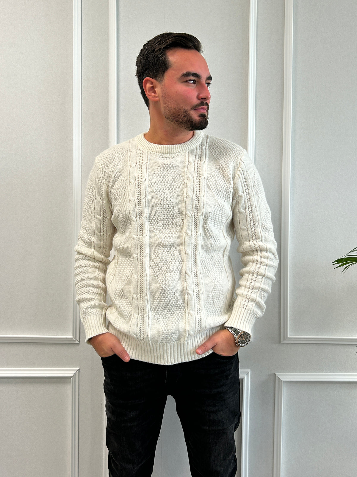 Pull motif écru